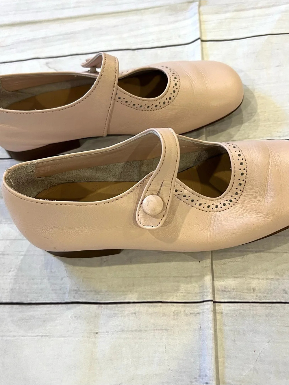 Papanatas Mary Jane Leather Flats in Light Pink